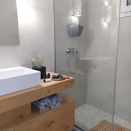 Khroma Luxury 1 Front Daire